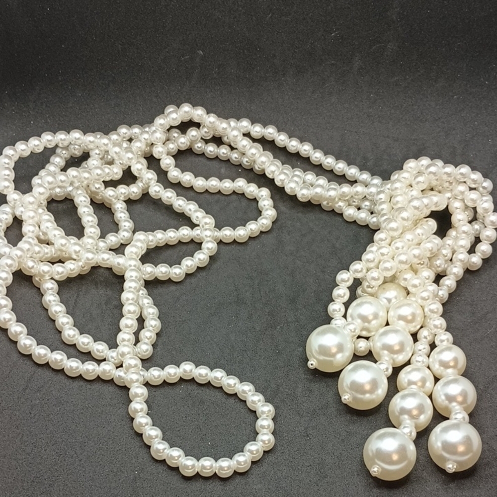 Elegant White Multi-Strand Pearl Necklace with Pendant